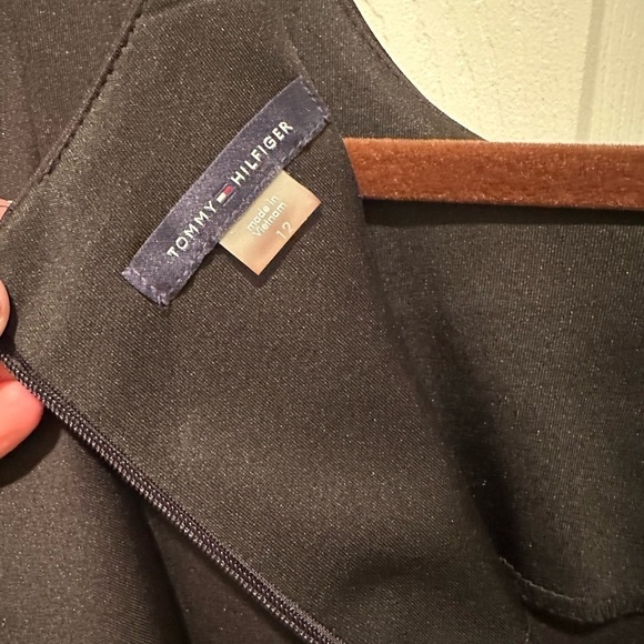 Tommy Hilfiger Black Ruffle Sleeve Sheath Dress Size 12 - Picture 5 of 5